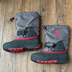Kamik Gray and Red Snow Boots - size 2